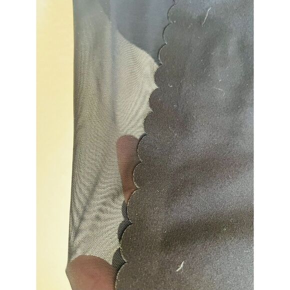 Knockout by Victoria's Secret Leggings Scalloped Mesh Black - Picture 9 of 11